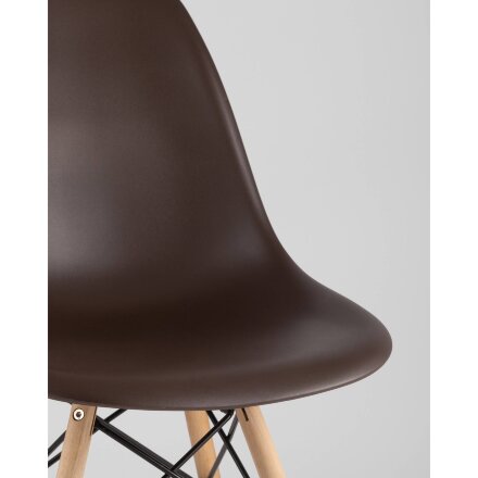 Стул Eames DSW коричневый 