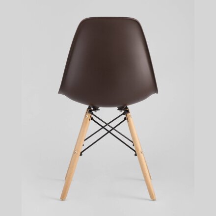 Стул Eames DSW коричневый 