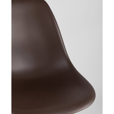 Стул Eames DSW коричневый 