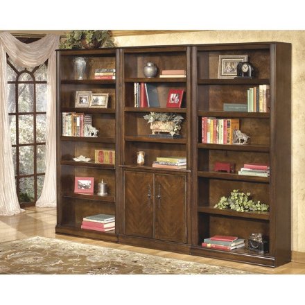 Шкаф книжный Hamlyn Ashley Орех
